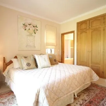 Vale Do Garrao Sleeps 8 Pool Air Con Wifi Villa *